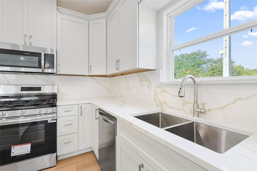 Furnished interior view inside a new home in , Pearland (Image 6).
