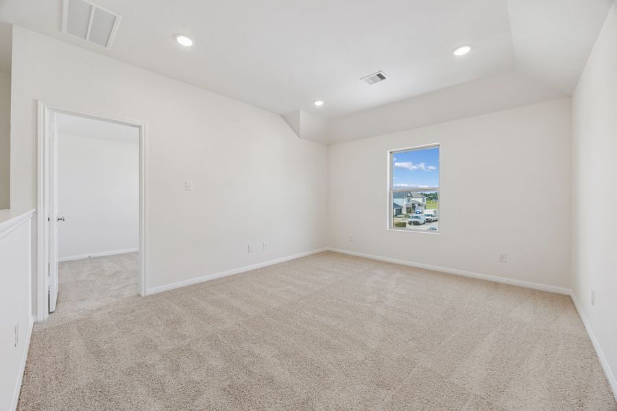 Spacious, unfurnished interior of a new home in Riviera Pines, Huffman (Image 22). Spacious, unfurnished interior of a new home in Riviera Pines, Huffman (Image 22).