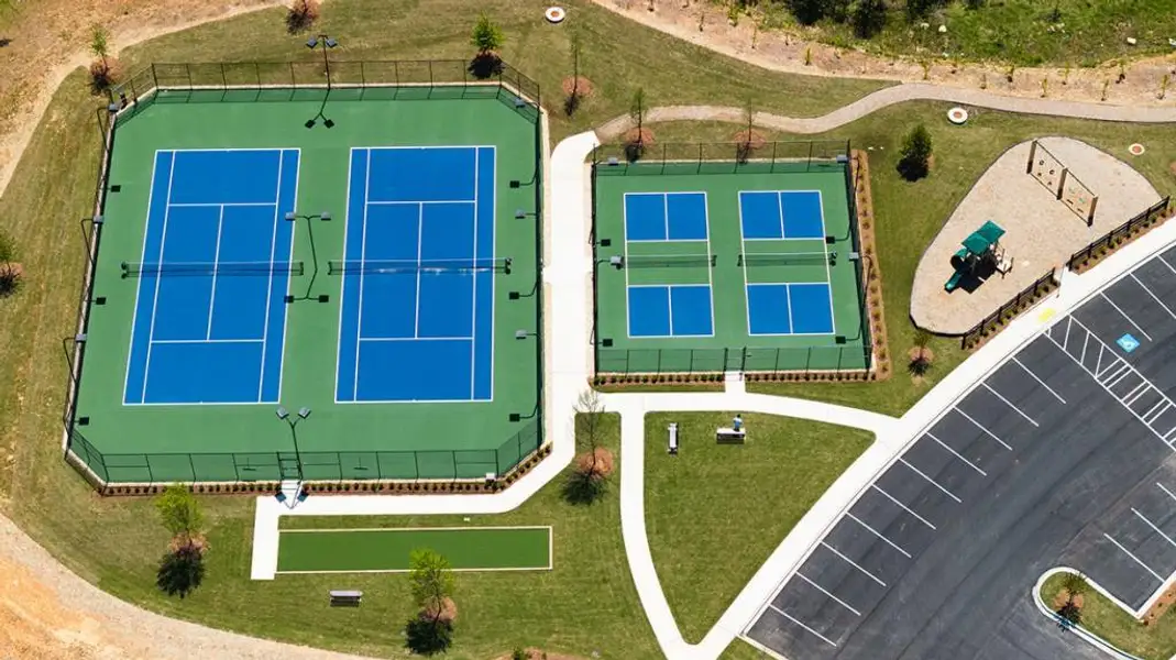 Community amenities in Braselton Village, Braselton (Image 4).