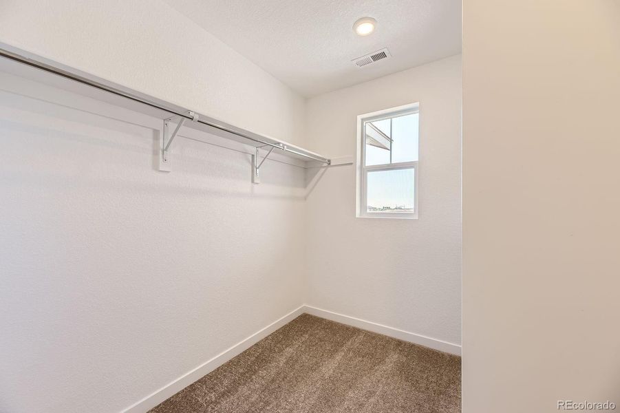 Spacious, unfurnished interior of a new home in , Thornton (Image 9).