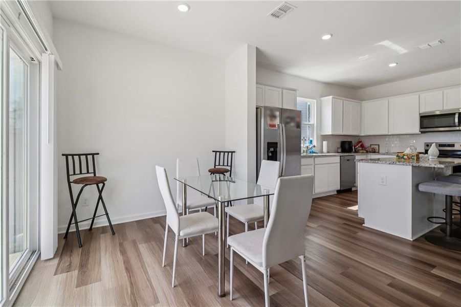 Furnished interior view inside a new home in , Gainesville (Image 11).