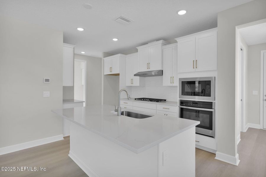 Furnished interior view inside a new home in , Ponte Vedra (Image 5).