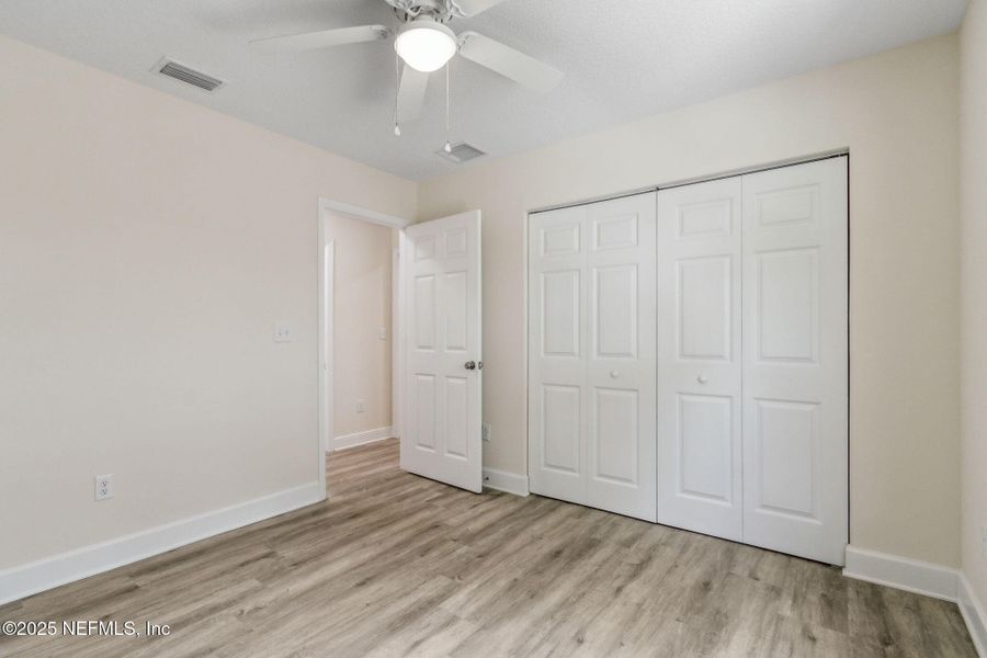 Spacious, unfurnished interior of a new home in , Jacksonville (Image 14).