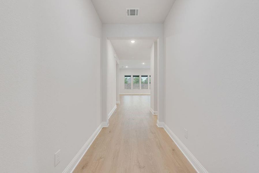 Spacious, unfurnished interior of a new home in Valencia On The Lake, Little Elm (Image 31).