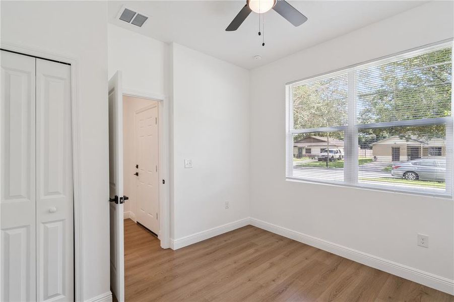 Spacious, unfurnished interior of a new home in , Sanford (Image 21).