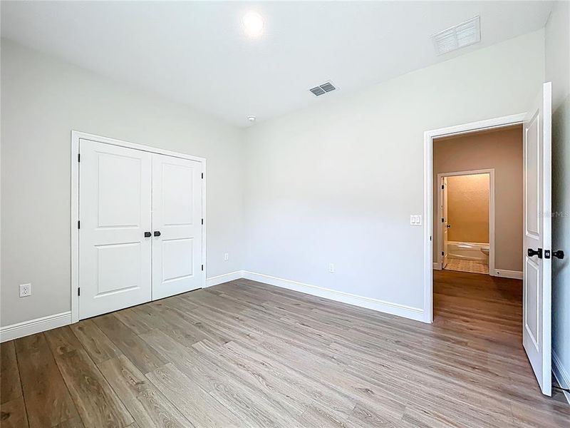 Spacious, unfurnished interior of a new home in , Eustis (Image 14).