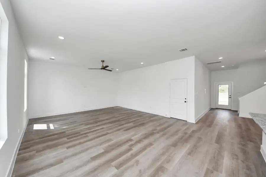 Spacious, unfurnished interior of a new home in , Huffman (Image 29).