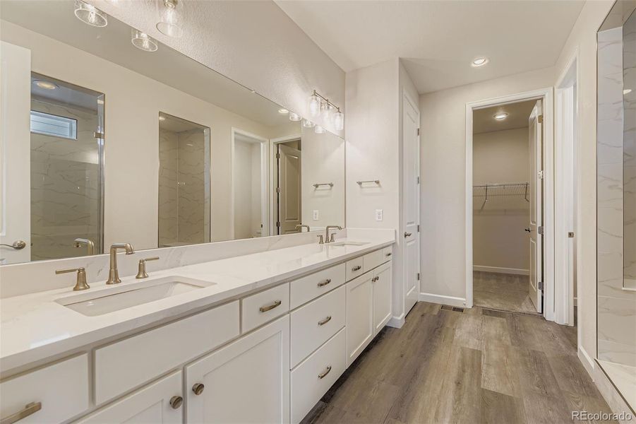 Furnished interior view inside a new home in , Aurora (Image 9).