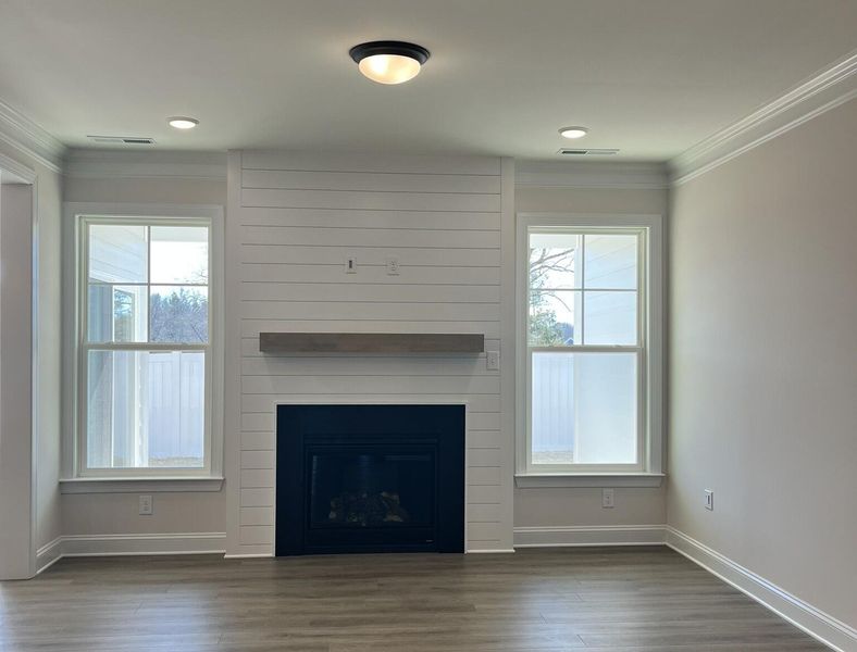 Spacious, unfurnished interior of a new home in Grove Park, Clemmons (Image 8).