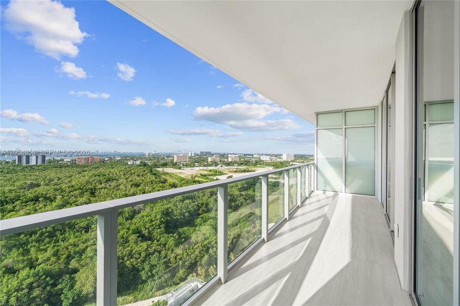 Exterior details and patio area of a home in One Park Tower, Miami (Image 27).