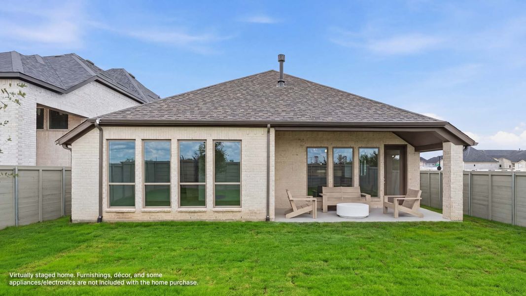 Exterior details and patio area of a home in Ramble, Celina (Image 3).