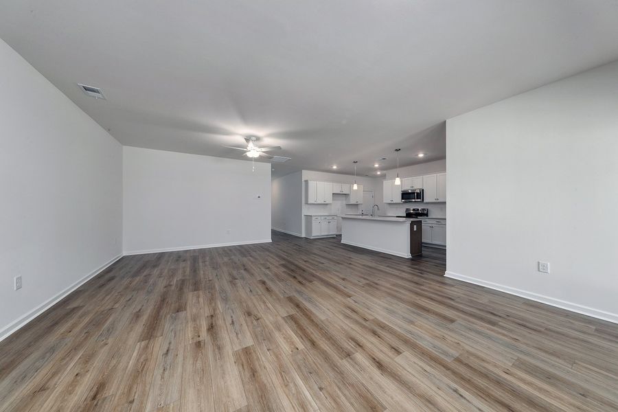 Spacious, unfurnished interior of a new home in Jordan Grove, Conway (Image 26).