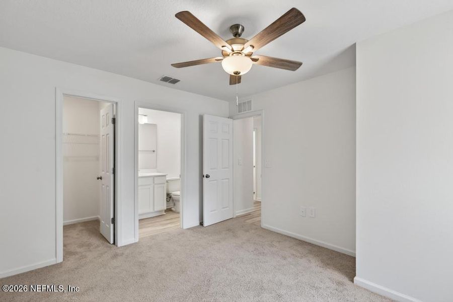 Spacious, unfurnished interior of a new home in , Jacksonville (Image 52).