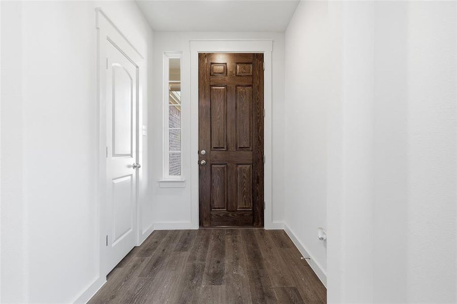 Spacious, unfurnished interior of a new home in Churchill, Anna (Image 13).
