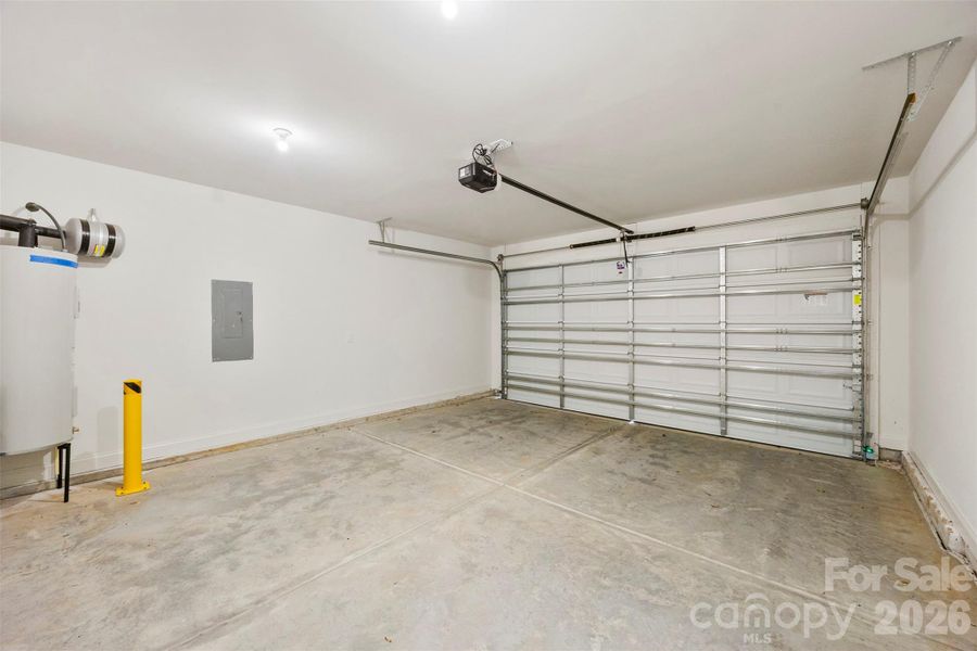 Spacious, unfurnished interior of a new home in , Statesville (Image 21).