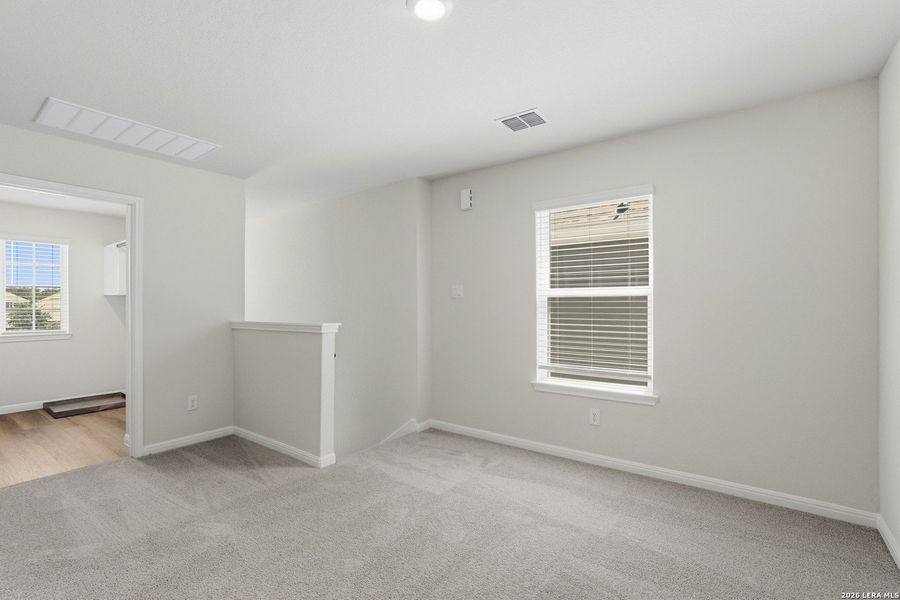 Spacious, unfurnished interior of a new home in Timber Creek, San Antonio (Image 26). Spacious, unfurnished interior of a new home in Timber Creek, San Antonio (Image 26).