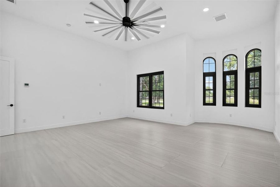 Spacious, unfurnished interior of a new home in , Wesley Chapel (Image 29). Spacious, unfurnished interior of a new home in , Wesley Chapel (Image 29).