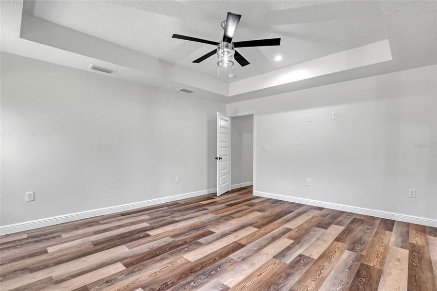 Spacious, unfurnished interior of a new home in , Mims (Image 20).