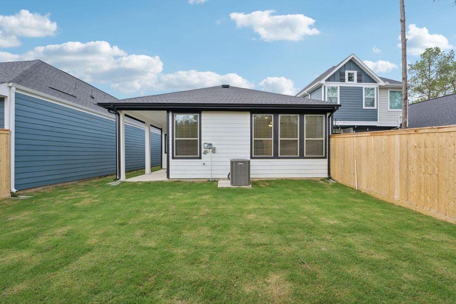 Exterior details and patio area of a home in Kresston, Montgomery (Image 20). Exterior details and patio area of a home in Kresston, Montgomery (Image 20).