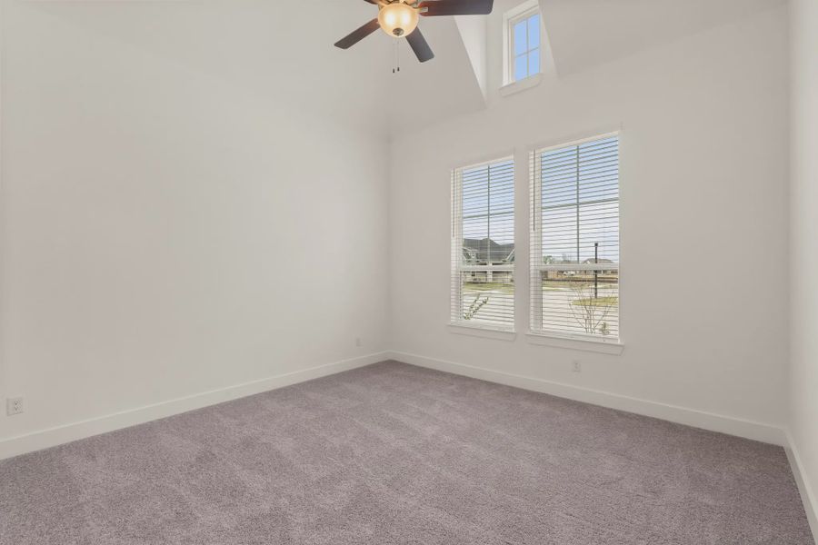 Representative unfurnished interior of a home built from the St Andrews by Chesmar Homes in Riceland Alley Loads, Mont Belvieu (Image 55).
