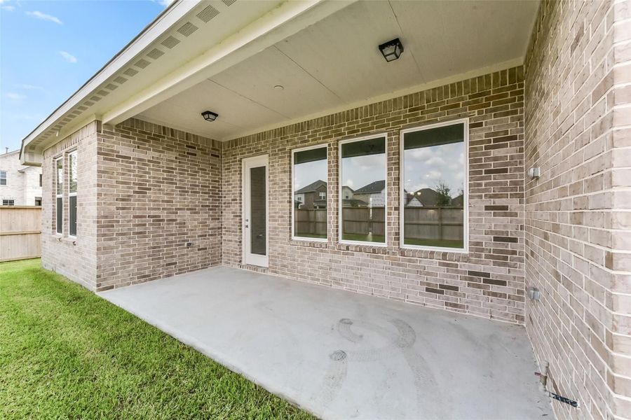 Image 37 of a home in Sierra Vista.