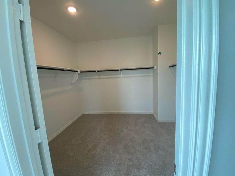Spacious, unfurnished interior of a new home in Hillview Addition, Decatur (Image 7).