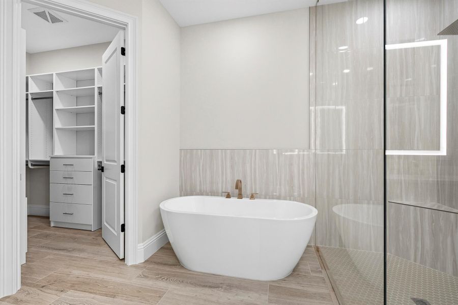 Furnished interior view inside a new home in Seaglass, Wabasso Beach (Image 7).