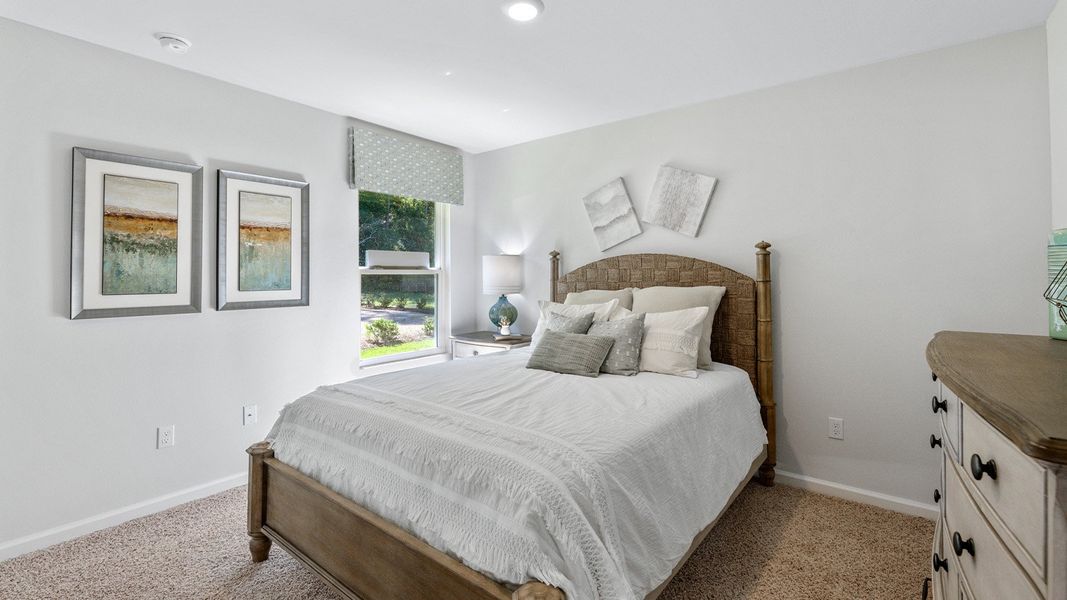 Representative furnished interior of a home built from the The Sawyer by D.R. Horton in The Hammocks, Crawfordville (Image 28).