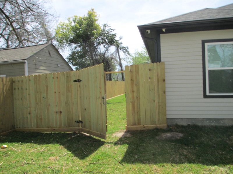 Exterior details and patio area of a home in , Baytown (Image 33).