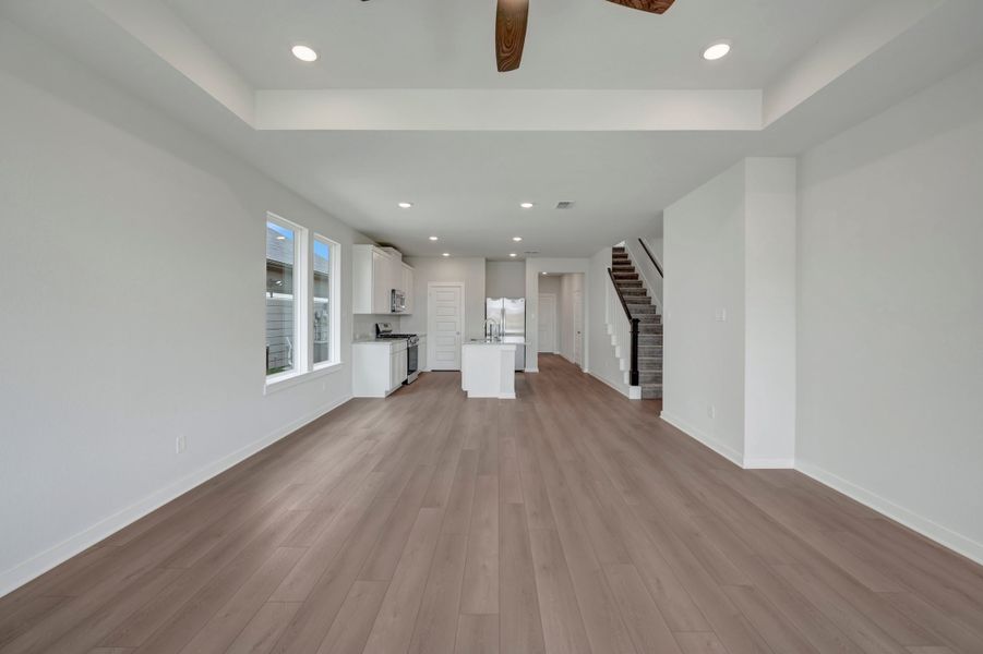 Spacious, unfurnished interior of a new home in Mason Woods, Cypress (Image 16).