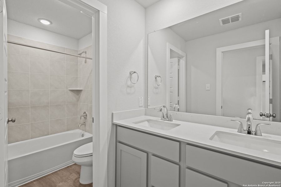 Furnished interior view inside a new home in Rosemont Hill, San Antonio (Image 9).