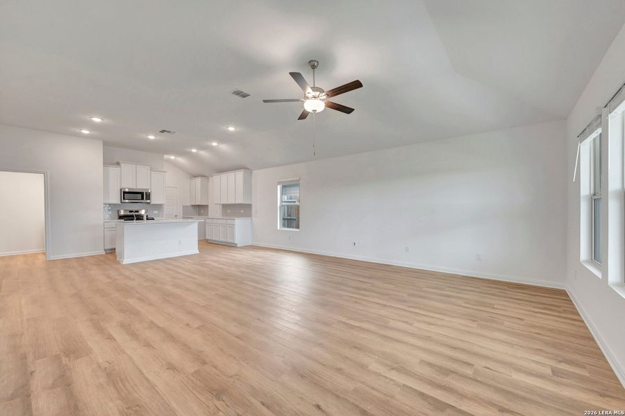 Spacious, unfurnished interior of a new home in Agave, San Antonio (Image 35). Spacious, unfurnished interior of a new home in Agave, San Antonio (Image 35).