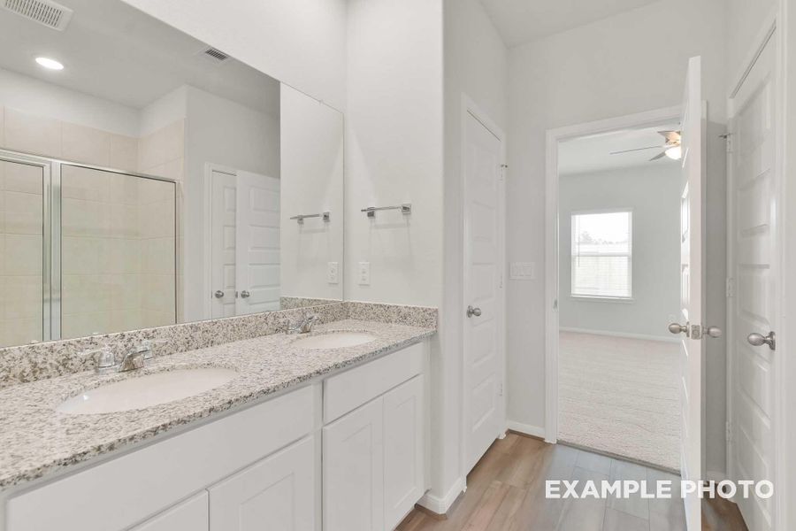 Furnished interior view inside a new home in Spring Branch Crossing, Conroe (Image 12). Furnished interior view inside a new home in Spring Branch Crossing, Conroe (Image 12).