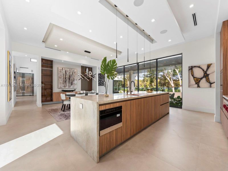 Community amenities in , Palmetto Bay (Image 48).