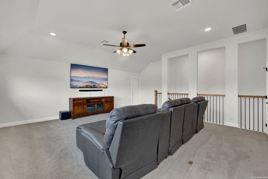 Furnished interior view inside a new home in Waldsanger, New Braunfels (Image 17).