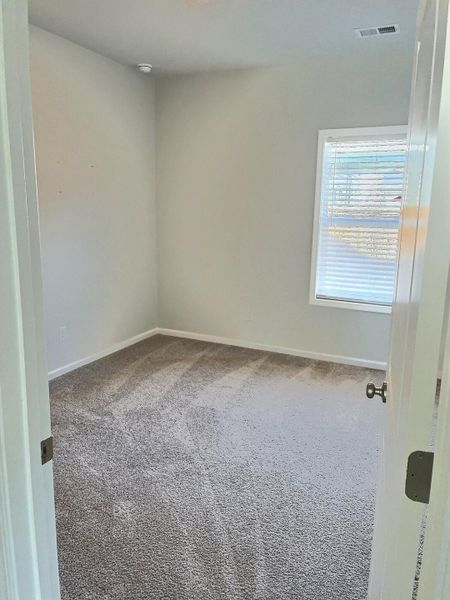 Image 18 of a home in Six Oaks.