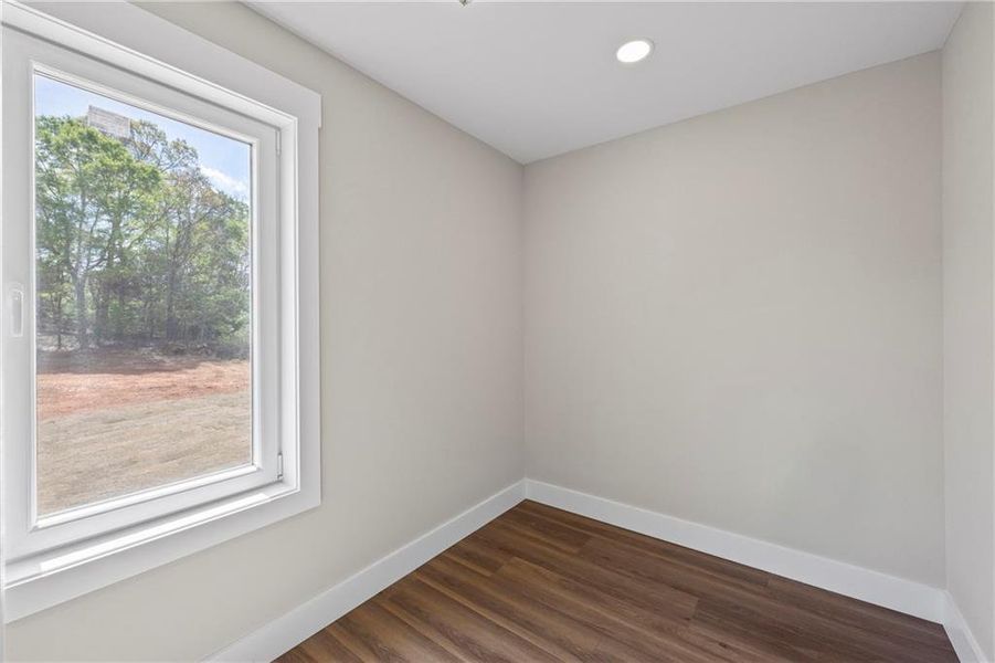 Spacious, unfurnished interior of a new home in , Athens (Image 53).