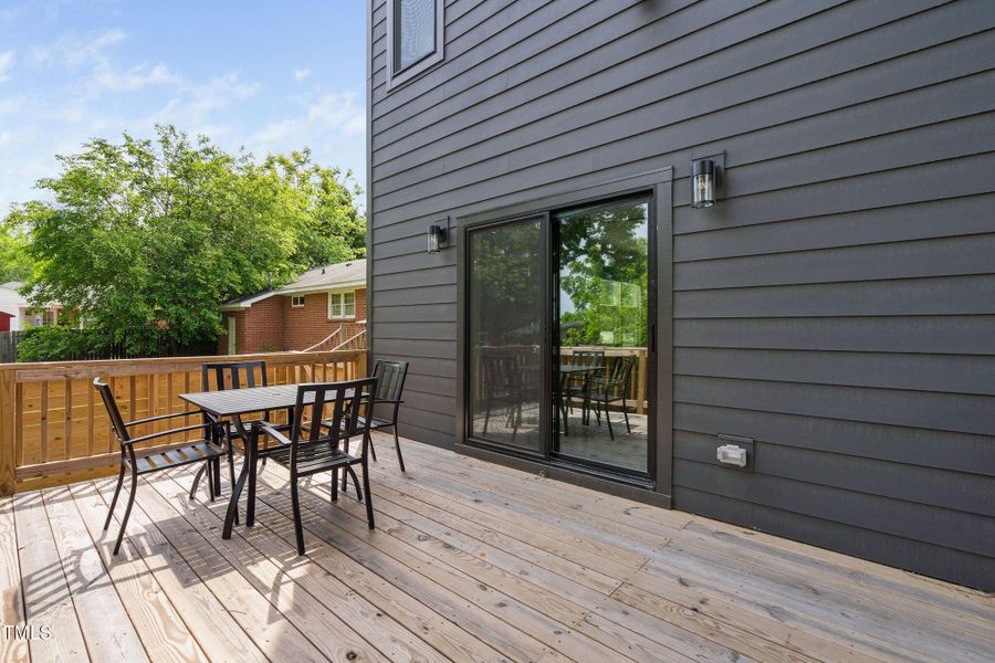 14-web-or-mls-2325-sheffield-rd-102 14-web-or-mls-2325-sheffield-rd-102