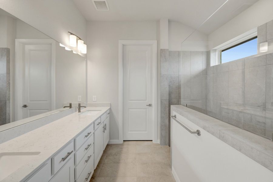 Owner's Bath Owner's Bath