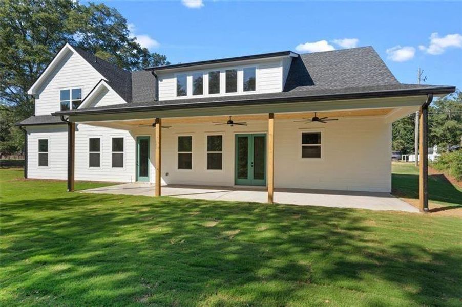 Exterior details and patio area of a home in , Powder Springs (Image 3).