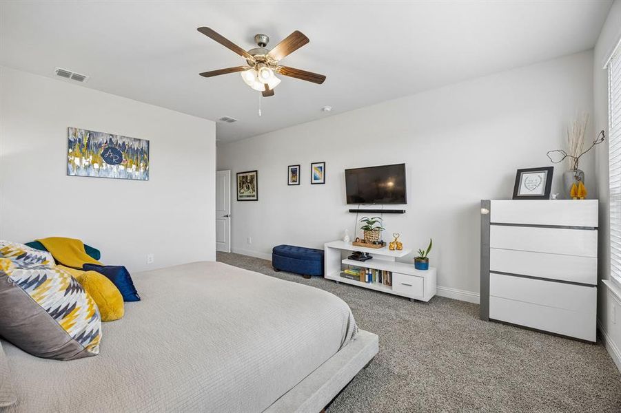 Furnished interior view inside a new home in , Little Elm (Image 18).