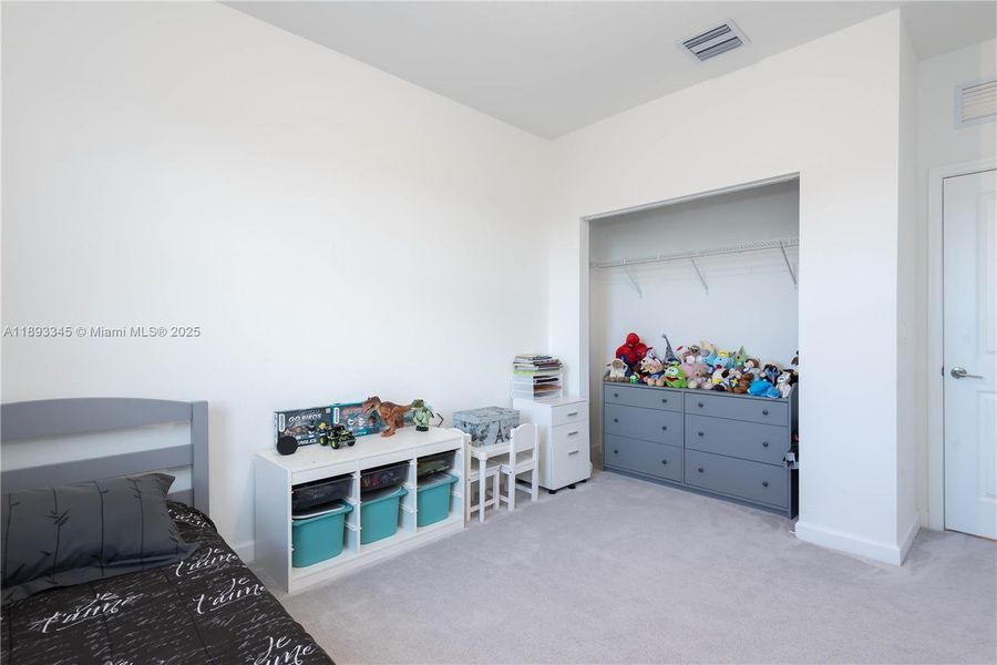 Furnished interior view inside a new home in , Pembroke Pines (Image 20). Furnished interior view inside a new home in , Pembroke Pines (Image 20).