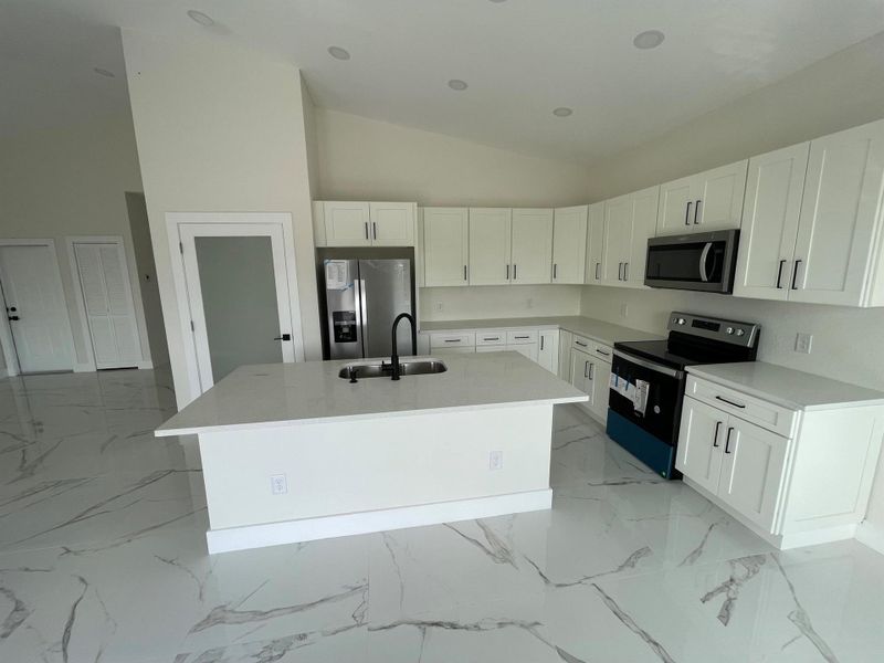 Spacious, unfurnished interior of a new home in , Labelle (Image 15). Spacious, unfurnished interior of a new home in , Labelle (Image 15).