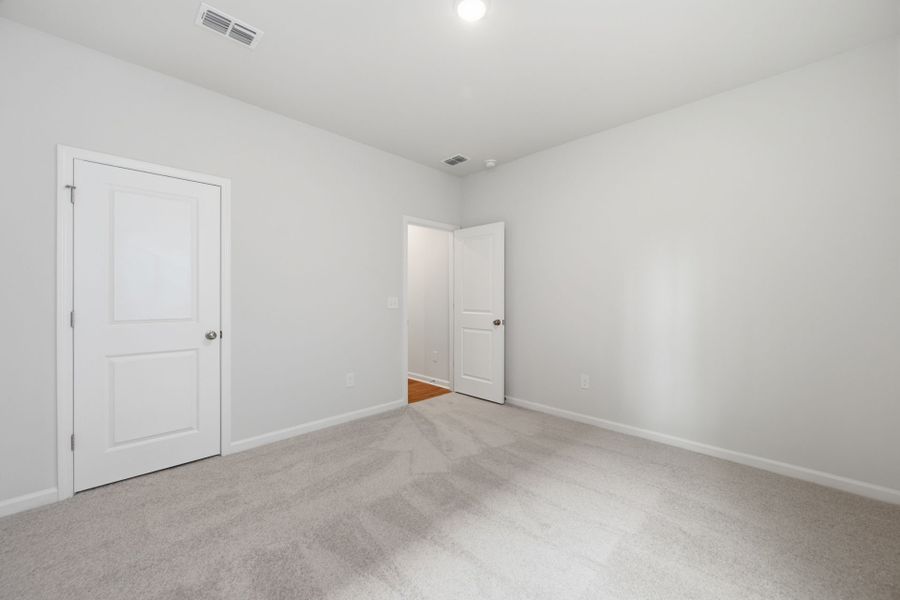 Spacious, unfurnished interior of a new home in Grand Arbor, Blythewood (Image 19). Spacious, unfurnished interior of a new home in Grand Arbor, Blythewood (Image 19).
