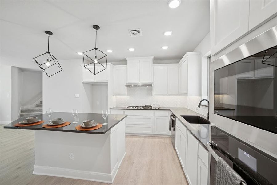 Furnished interior view inside a new home in Creekshaw – Gardens, Royse City (Image 8).