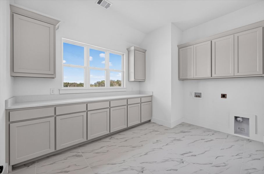 Furnished interior view inside a new home in Paloma Ranches, Justin (Image 13).