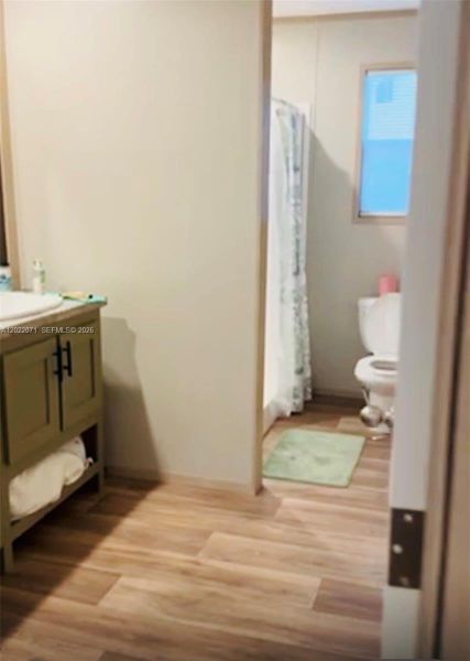 Furnished interior view inside a new home in , Clewiston (Image 8).