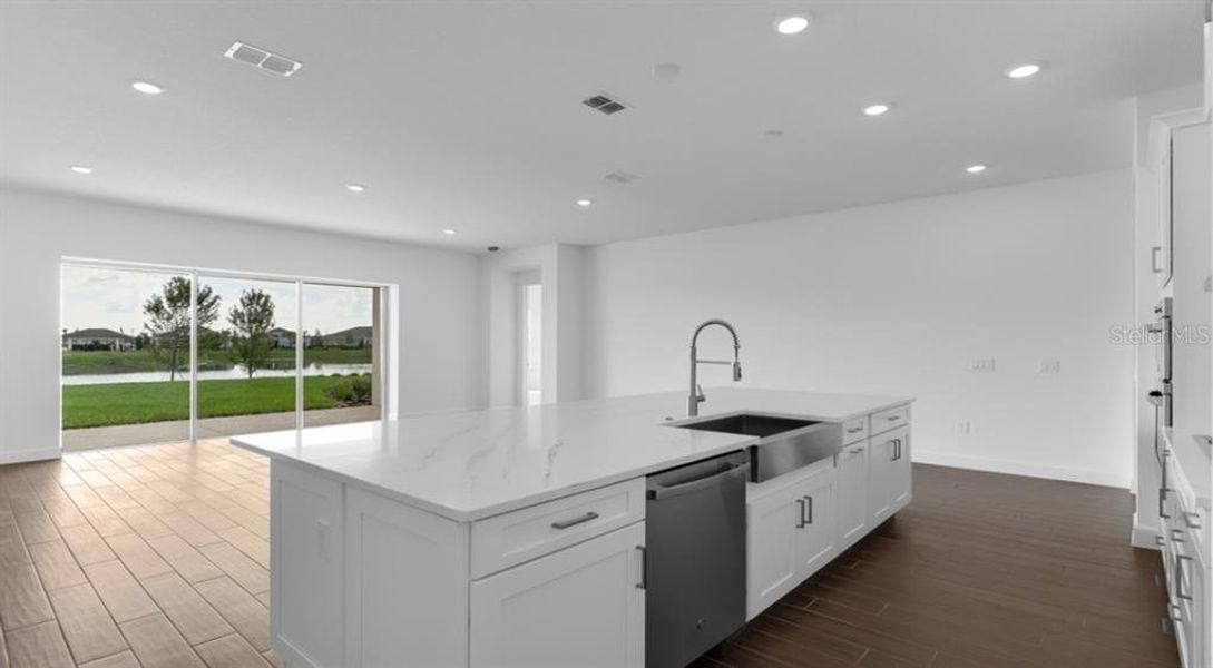 REPRESENTATIVE PHOTOS REPRESENTATIVE PHOTOS