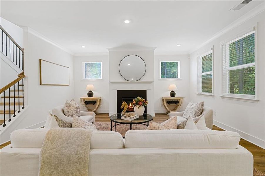 Furnished interior view inside a new home in , Dallas (Image 8).