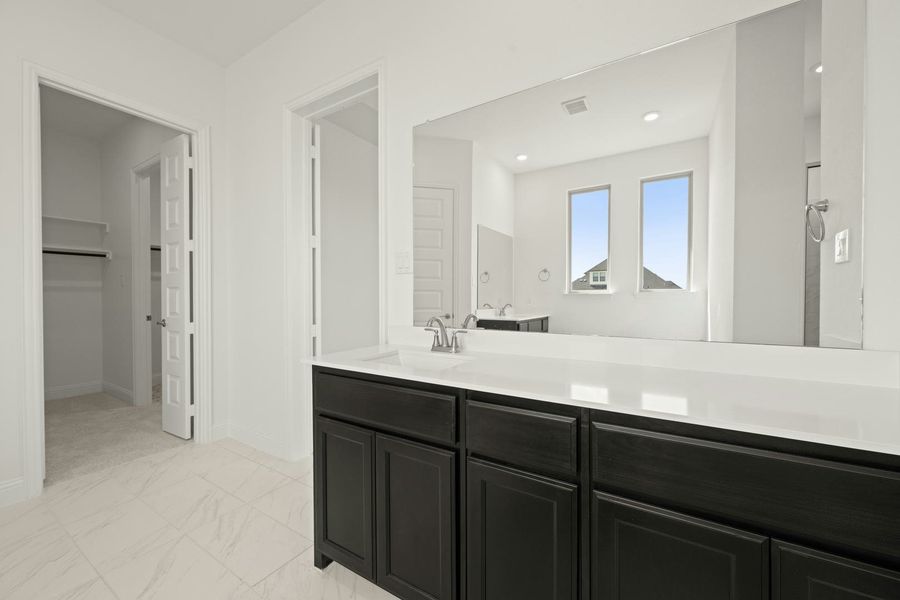 Furnished interior view inside a new home in Hampton Park Estates, Glenn Heights (Image 17). Furnished interior view inside a new home in Hampton Park Estates, Glenn Heights (Image 17).